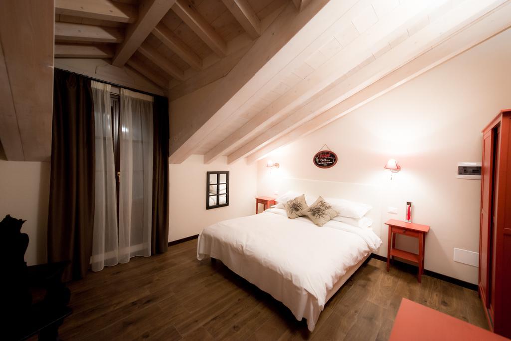 Casa Rosa Bed & Breakfast San Giuliano Milanese Phòng bức ảnh