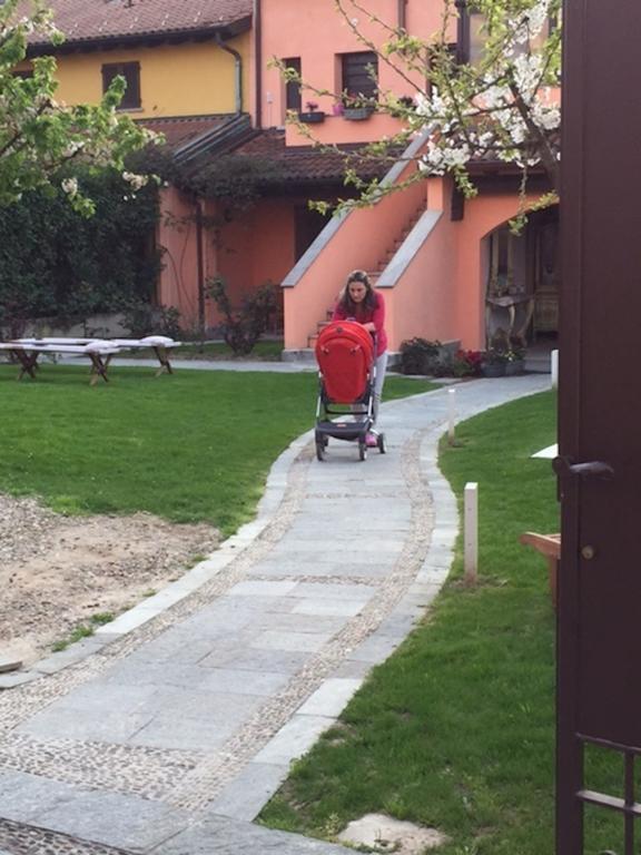 Casa Rosa Bed & Breakfast San Giuliano Milanese Ngoại thất bức ảnh